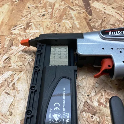 Фото TRUSTY TPN-2345S шпилькозабивной пистолет в интернет-магазине ToolHaus.ru