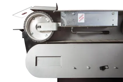 Фото JET JBSM-150 Ленточный шлифовальный станок 400 В в интернет-магазине ToolHaus.ru