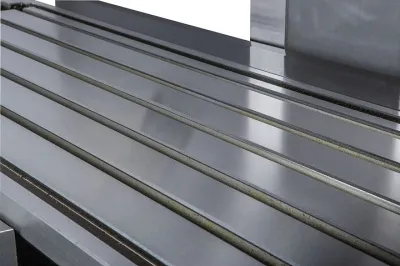 Фото JET JUM-2063VXL Servo DRO Универсальный фрезерный станок в интернет-магазине ToolHaus.ru