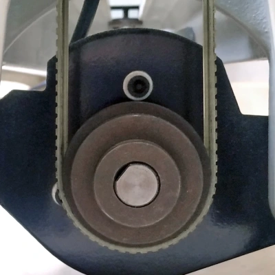 Фото Токарный станок по дереву BELMASH WL-300/450VS в интернет-магазине ToolHaus.ru